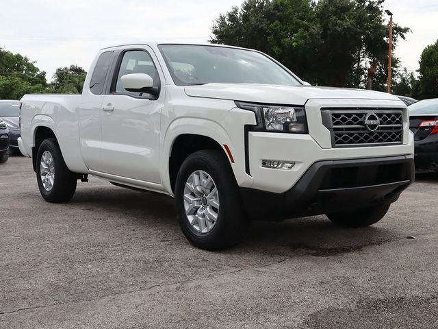 2023 Nissan Frontier SV