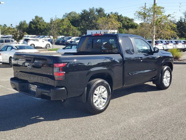 2023 Nissan Frontier SV