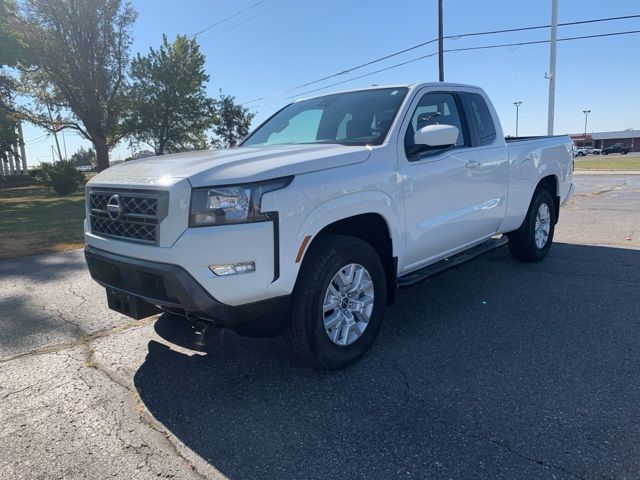 2023 Nissan Frontier SV