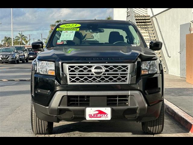 2023 Nissan Frontier SV