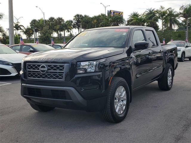 2023 Nissan Frontier SV