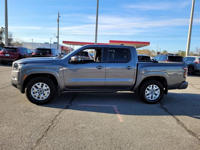 2023 Nissan Frontier SV