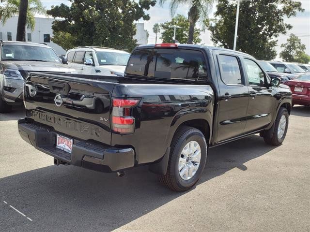 2023 Nissan Frontier SV