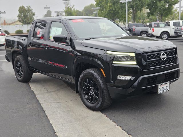 2023 Nissan Frontier SV