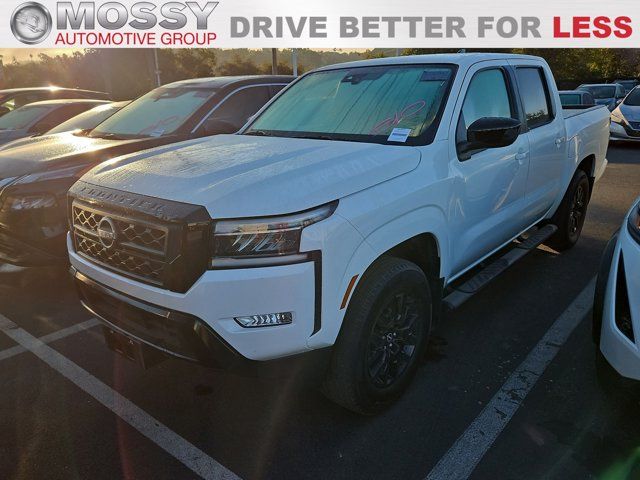 2023 Nissan Frontier SV