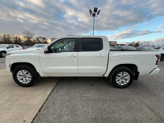 2023 Nissan Frontier SV