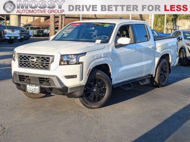 2023 Nissan Frontier SV