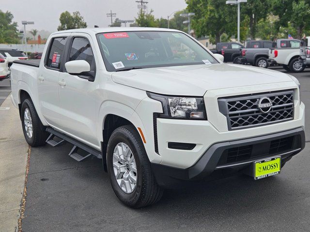 2023 Nissan Frontier SV