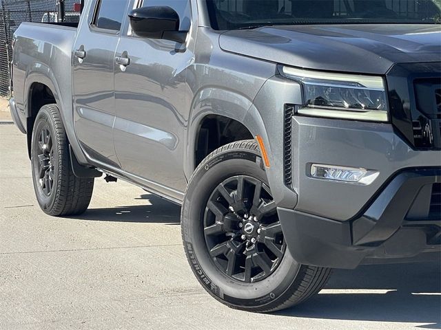 2023 Nissan Frontier SV