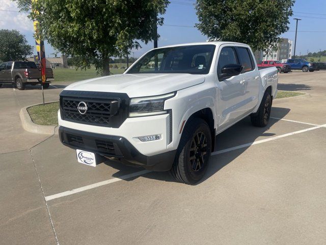 2023 Nissan Frontier SV