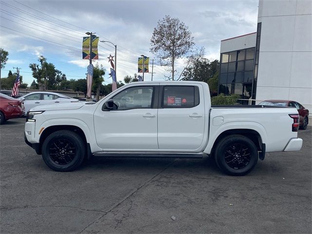 2023 Nissan Frontier SV