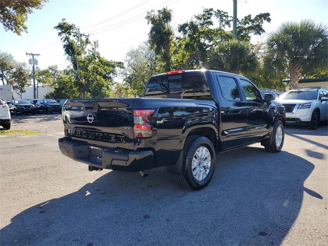 2023 Nissan Frontier SV