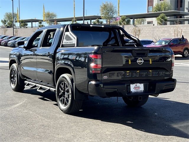 2023 Nissan Frontier SV