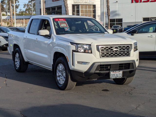 2023 Nissan Frontier SV