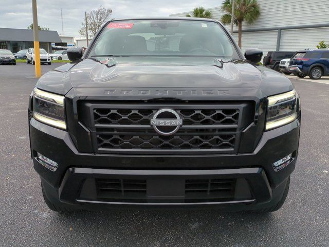 2023 Nissan Frontier SV