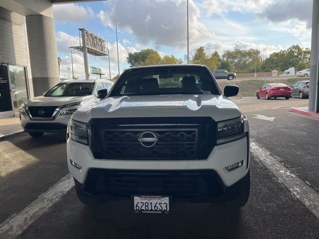 2023 Nissan Frontier SV