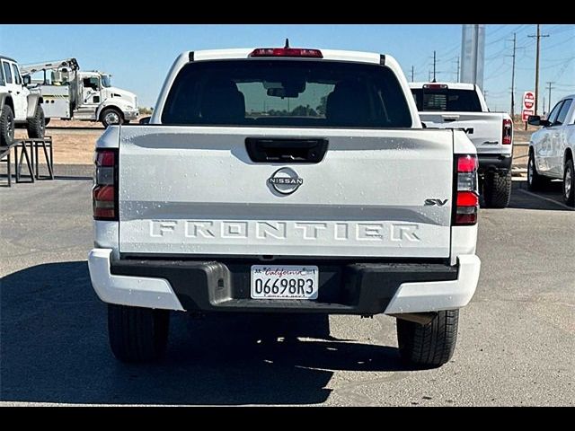 2023 Nissan Frontier SV