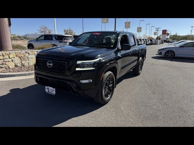 2023 Nissan Frontier SV