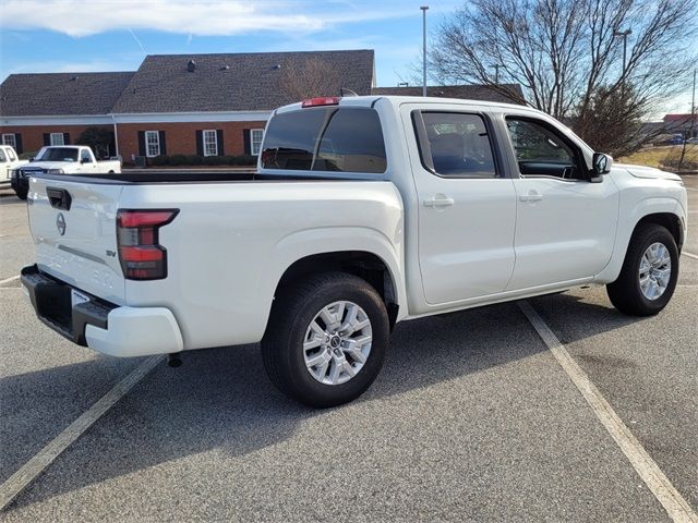 2023 Nissan Frontier SV