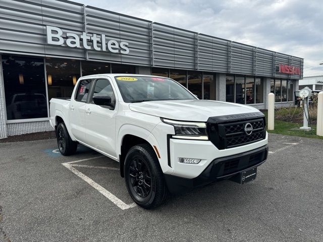 2023 Nissan Frontier SV