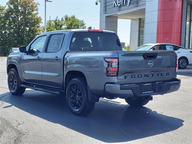 2023 Nissan Frontier SV