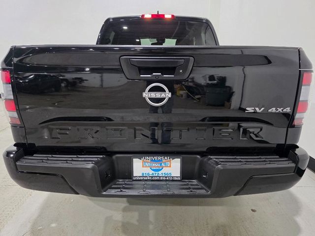 2023 Nissan Frontier SV