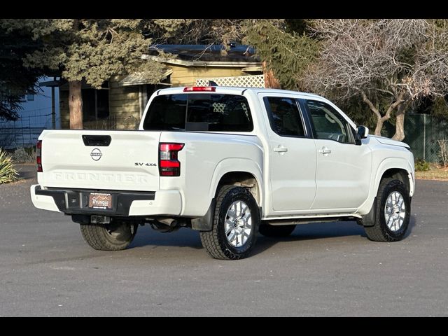 2023 Nissan Frontier SV