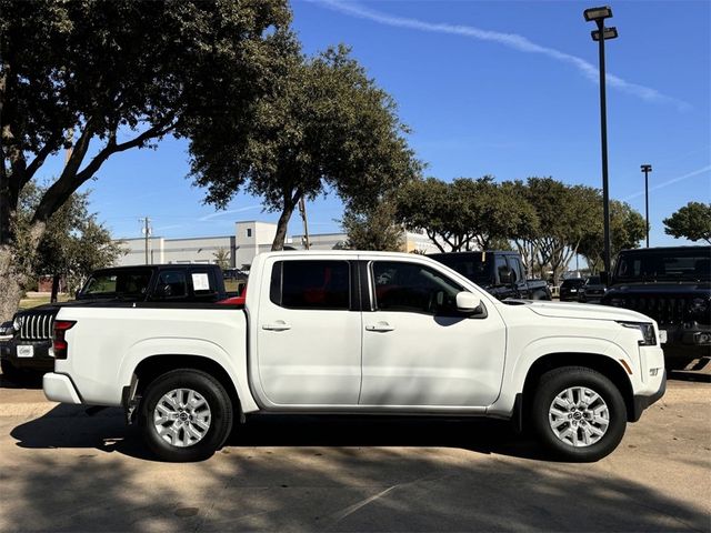 2023 Nissan Frontier SV