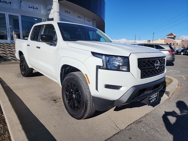 2023 Nissan Frontier SV