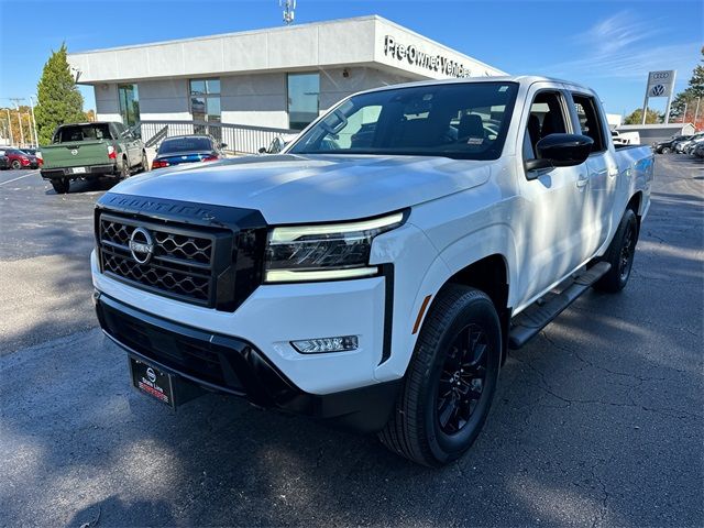 2023 Nissan Frontier SV