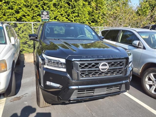 2023 Nissan Frontier SV