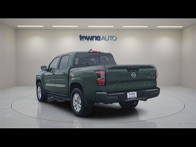 2023 Nissan Frontier SV