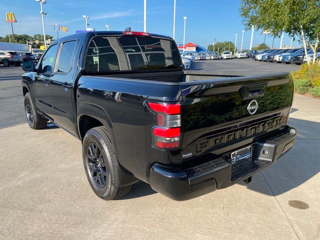 2023 Nissan Frontier SV