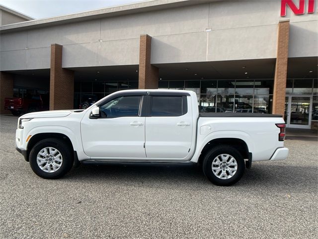 2023 Nissan Frontier SV