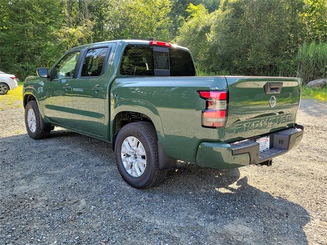 2023 Nissan Frontier SV