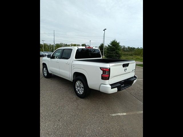 2023 Nissan Frontier SV