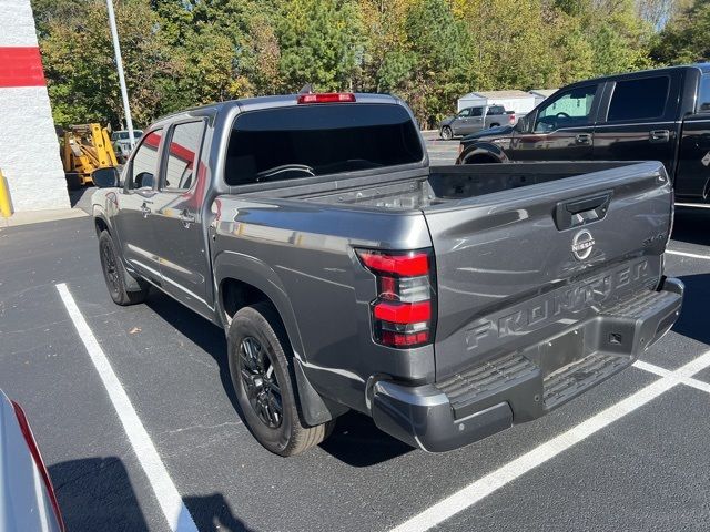 2023 Nissan Frontier SV