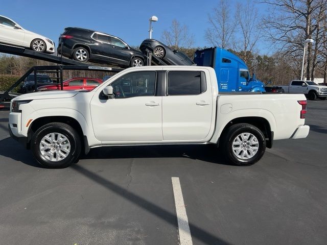 2023 Nissan Frontier SV