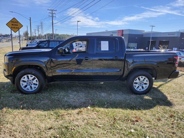 2023 Nissan Frontier SV