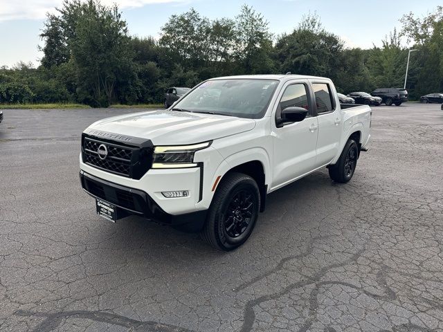 2023 Nissan Frontier SV