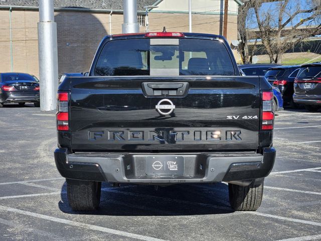 2023 Nissan Frontier SV