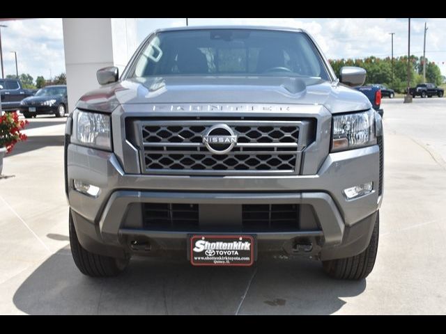 2023 Nissan Frontier SV