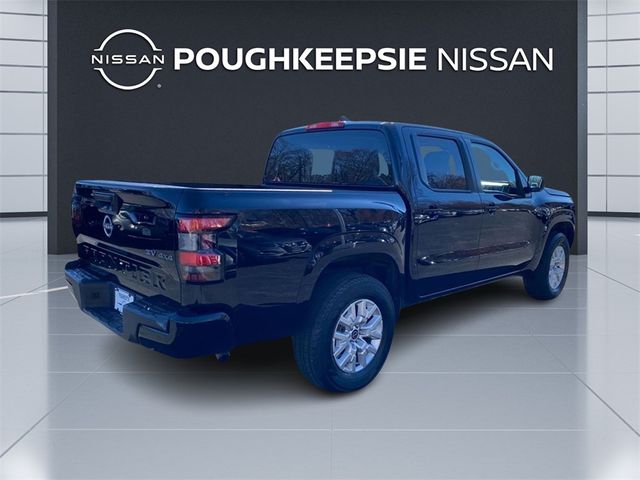 2023 Nissan Frontier SV