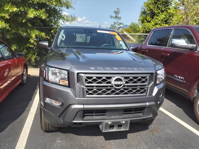 2023 Nissan Frontier SV