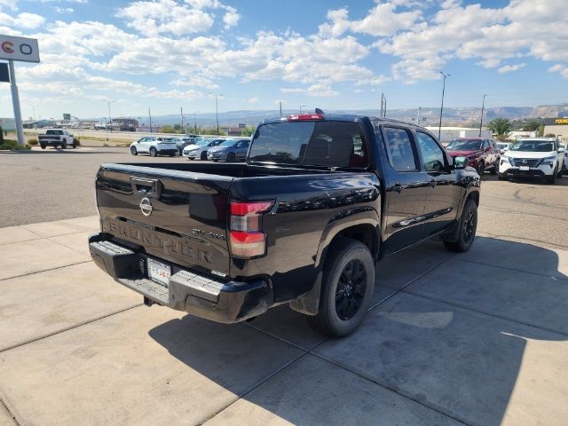 2023 Nissan Frontier SV