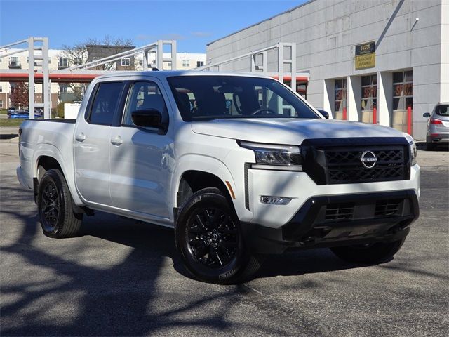 2023 Nissan Frontier SV