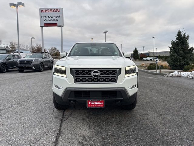 2023 Nissan Frontier SV