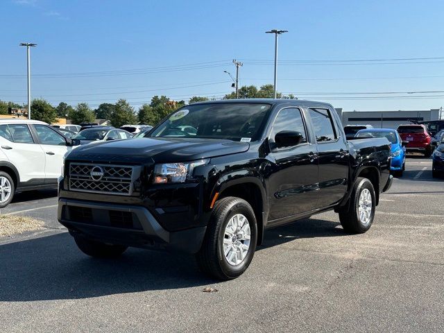 2023 Nissan Frontier SV