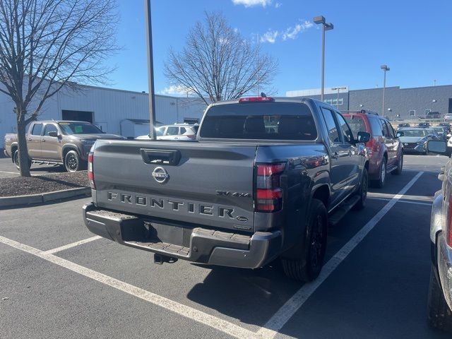 2023 Nissan Frontier SV