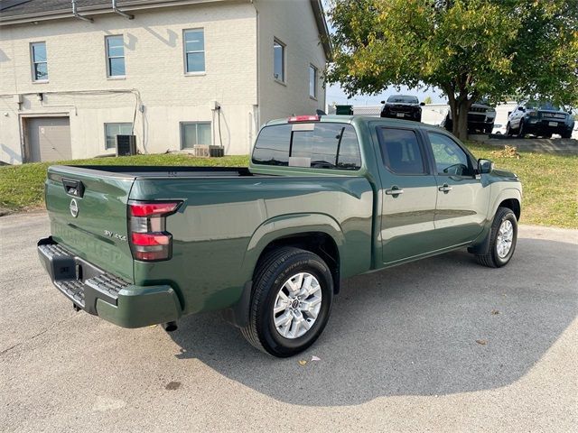 2023 Nissan Frontier SV